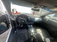 Usata Alfa Romeo Giulietta 2012 Bianco Utilitaria