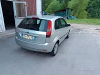 Usata Ford Fiesta 90 CV (66 kW) 2005 Utilitaria
