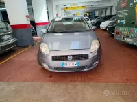 Usata Fiat Grande Punto Dynamic 75 CV (55 kW) 2006 Grigio Utilitaria