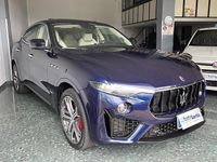 Usata Maserati GranSport 275 CV (202 kW) 2020 Blu Station wagon