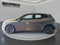 Usata Renault Clio V Techno 91 CV (66 kW) 2025 Grigio scisto Berlina