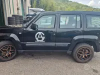Usata Jeep Cherokee Limited 177 CV (130 kW) 2009 Nero SUV