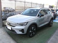 Usata Volvo XC40 Plus 185 kW (252 CV) 2024 Silver dawn SUV