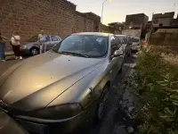 Usata Alfa Romeo 147 150 CV (110 kW) 2006 Grigio Utilitaria