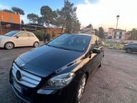 Usata Mercedes B180 Executive 109 CV (80 kW) 2013 Nero Utilitaria