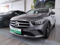 Usata Mercedes 180 Business 136 CV (100 kW) 2021 Grigio Berlina