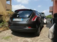 Usata Lancia Delta 200 CV (147 kW) 2010 Grigio Utilitaria