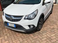 Usata Opel Karl Rocks 75 CV (55 kW) 2018 Bianco Utilitaria