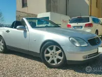 Usata Mercedes SLK200 192 CV (141 kW) 1997 Grigio Cabrio