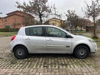 Usata Renault Clio II 75 CV (55 kW) 2011 Grigio Berlina
