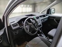 Usata VW Caddy Maxi Business 102 CV (75 kW) 2018 Grigio Monovolume