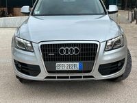 Usata Audi Q5 170 CV (125 kW) 2011 Grigio SUV