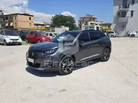 Usata Peugeot 2008 Allure 131 CV (96 kW) 2023 Grigio SUV