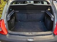 Usata Renault Clio II Authentique 58 CV (42 kW) 2004 Grigio Berlina