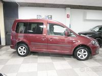 Usata VW Caddy Trendline 102 CV (75 kW) 2013 Bordeaux Monovolume