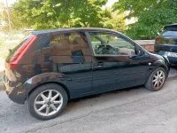 Usata Ford Fiesta 68 CV (50 kW) 2007 Nero Utilitaria