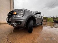 Usata Ford Ranger XLT 170 CV (125 kW) 2023 Grigio Pick-up