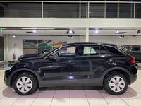Usata VW T-Roc Life 110 CV (80 kW) 2022 Nero SUV