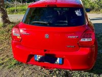 Usata Suzuki Swift 111 CV (81 kW) 2023 Rosso Utilitaria
