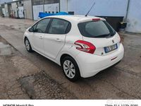 Usata Peugeot 208 95 CV (69 kW) 2015 Bianco Utilitaria