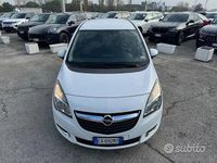 Usata Opel Meriva Cosmo 120 CV (88 kW) 2014 Bianco Monovolume
