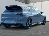 Nuova VW Golf VIII GTI Clubsport 300 CV (220 kW) 2026 Grigio Berlina