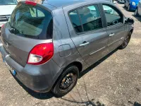 Usata Renault Clio IV Dynamique 75 CV (55 kW) 2012 Grigio Berlina