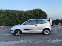 Usata VW Polo Trendline 75 CV (55 kW) 2005 Grigio Berlina