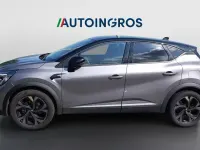 Usata Renault Captur Engineered 92 CV (67 kW) 2023 Grigio SUV