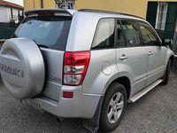 Usata Suzuki Grand Vitara 129 CV (94 kW) 2006 Argento SUV