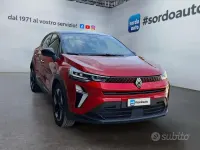 Usata Renault Captur Techno 101 CV (74 kW) 2025 Rosso SUV