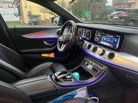 Usata Mercedes E300 Premium Plus 194 CV (142 kW) 2019 Blu/azzurro Station wagon