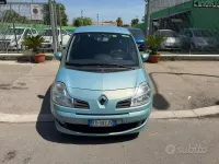 Usata Renault Modus Dynamique 101 CV (74 kW) 2010 Blu Monovolume