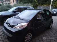 Usata Peugeot 107 68 CV (50 kW) 2010 Nero Utilitaria