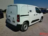 Usata Peugeot Partner 102 CV (75 kW) 2021 Bianco Monovolume