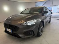 Usata Ford Focus ST-Line 120 CV (88 kW) 2021 Dark metal grey Berlina