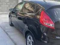 Usata Ford Fiesta Titanium 71 CV (52 kW) 2012 Nero Utilitaria
