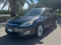 Usata Opel Astra Cosmo 110 CV (80 kW) 2011 Station wagon