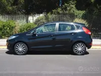 Usata Ford Fiesta Titanium 82 CV (60 kW) 2010 Nero Berlina
