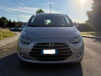 Usata Hyundai ix20 Comfort 90 CV (66 kW) 2016 Beige Utilitaria