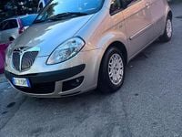 Usata Lancia Musa 2007 Giallo Monovolume