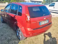 Usata Ford Fiesta 68 CV (50 kW) 2008 Arancione Utilitaria
