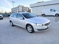Usata Volvo V60 Kinetic 115 CV (84 kW) 2015 Argento Station wagon