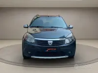 Usata Dacia Sandero 84 CV (61 kW) 2011 Grigio Berlina