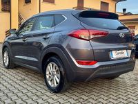 Usata Hyundai Tucson Xpossible 141 CV (103 kW) 2017 Grigio medio metallizzato SUV