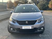Usata Peugeot 2008 Allure 82 CV (60 kW) 2018 Grigio SUV