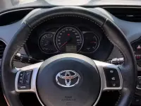 Usata Toyota Yaris Lounge 69 CV (50 kW) 2016 Nero Berlina