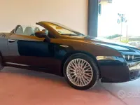 Usata Alfa Romeo Spider Exclusive 200 CV (147 kW) 2007 Nero Cabrio