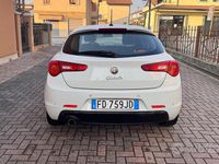 Usata Alfa Romeo Giulietta Exclusive 120 CV (88 kW) 2016 Bianco Berlina