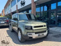 Usata Land Rover Defender SE Dynamic 200 CV (147 kW) 2023 Pangea green SUV